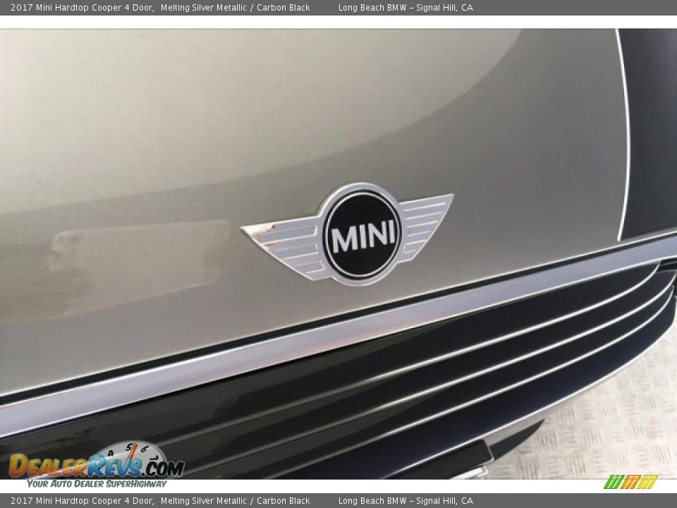 2017 Mini Hardtop Cooper 4 Door Melting Silver Metallic / Carbon Black Photo #28
