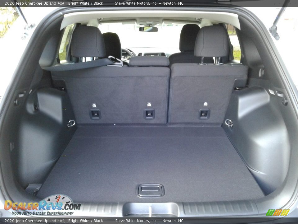 2020 Jeep Cherokee Upland 4x4 Bright White / Black Photo #12
