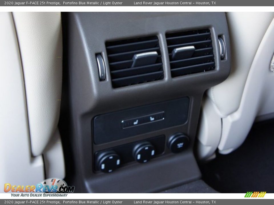 2020 Jaguar F-PACE 25t Prestige Portofino Blue Metallic / Light Oyster Photo #29