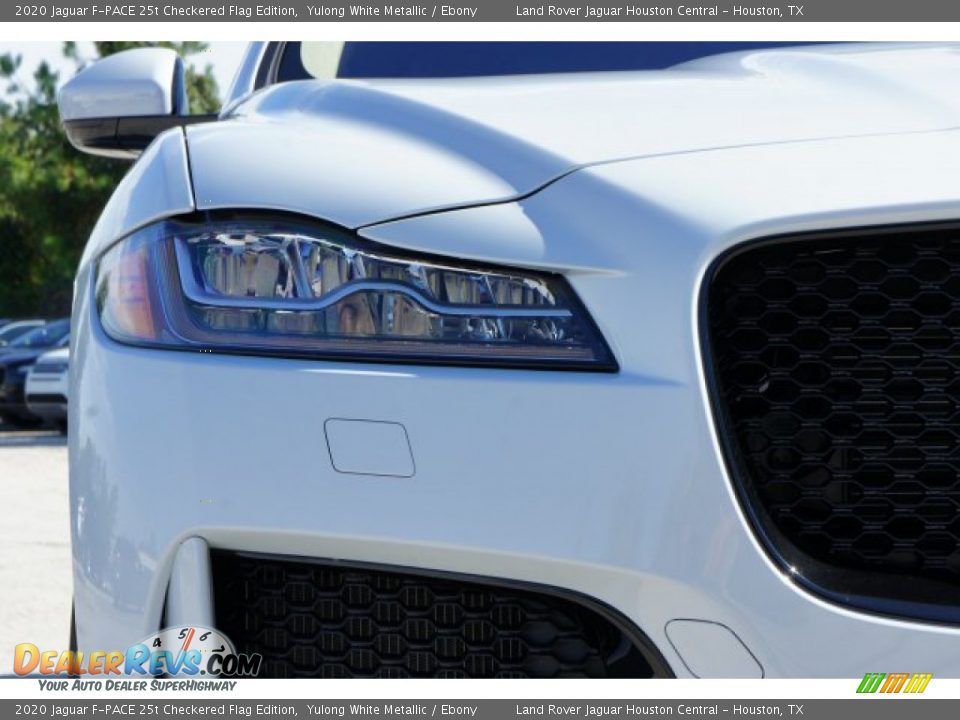 2020 Jaguar F-PACE 25t Checkered Flag Edition Yulong White Metallic / Ebony Photo #7