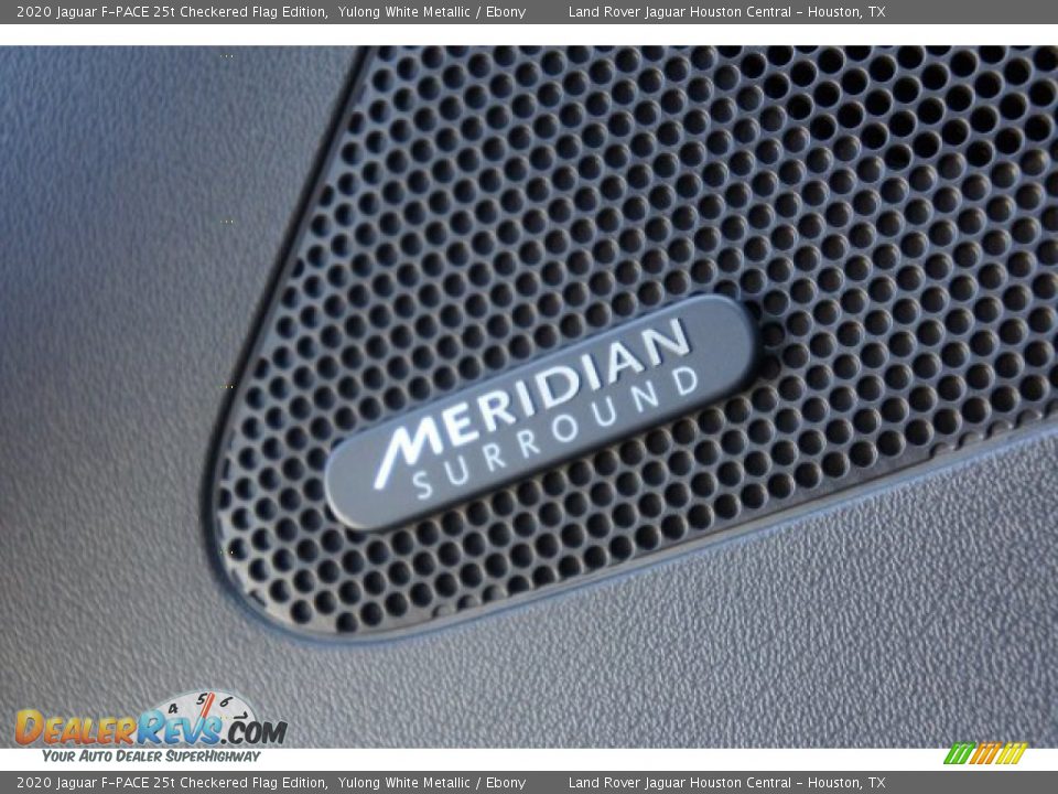 2020 Jaguar F-PACE 25t Checkered Flag Edition Yulong White Metallic / Ebony Photo #24