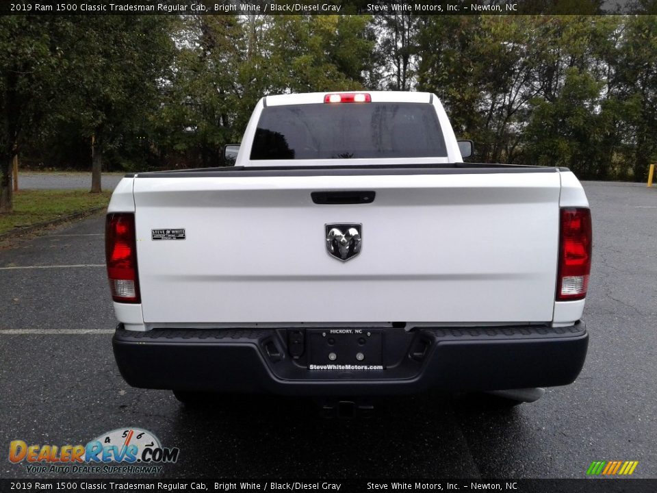 2019 Ram 1500 Classic Tradesman Regular Cab Bright White / Black/Diesel Gray Photo #7