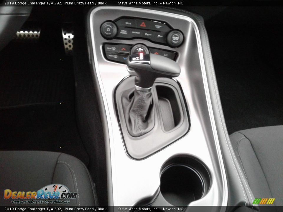 2019 Dodge Challenger T/A 392 Shifter Photo #29