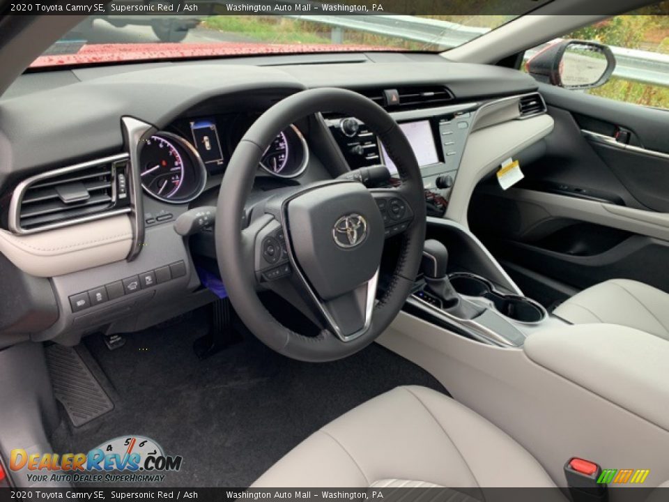 Front Seat of 2020 Toyota Camry SE Photo #3