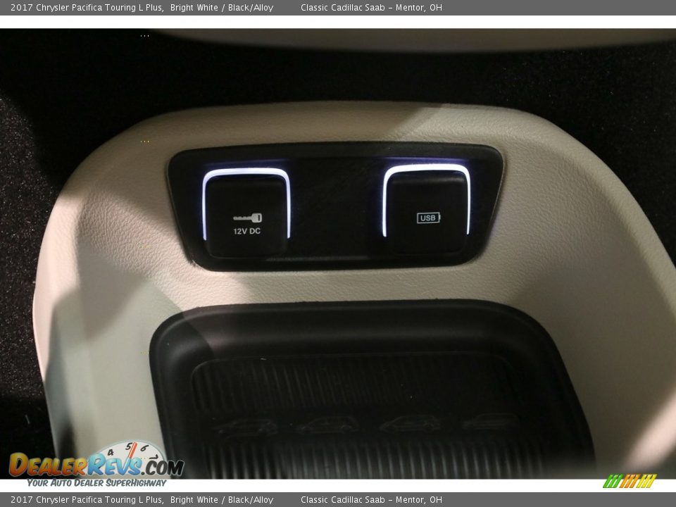 2017 Chrysler Pacifica Touring L Plus Bright White / Black/Alloy Photo #19