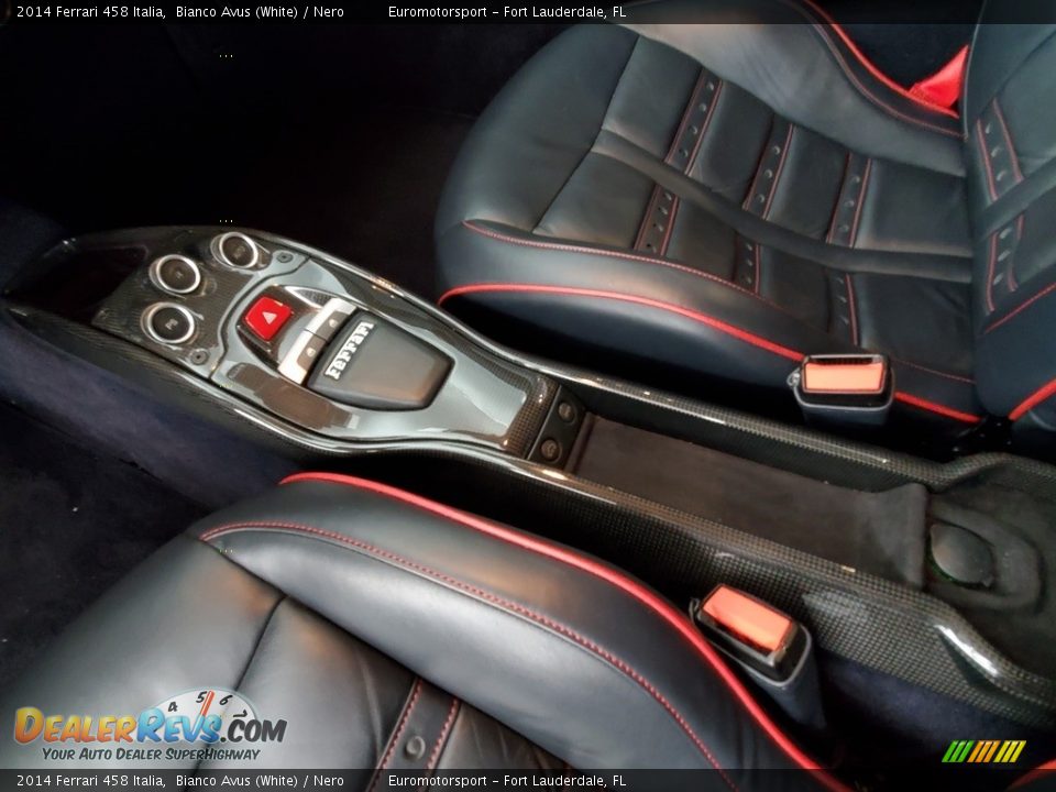 Controls of 2014 Ferrari 458 Italia Photo #21