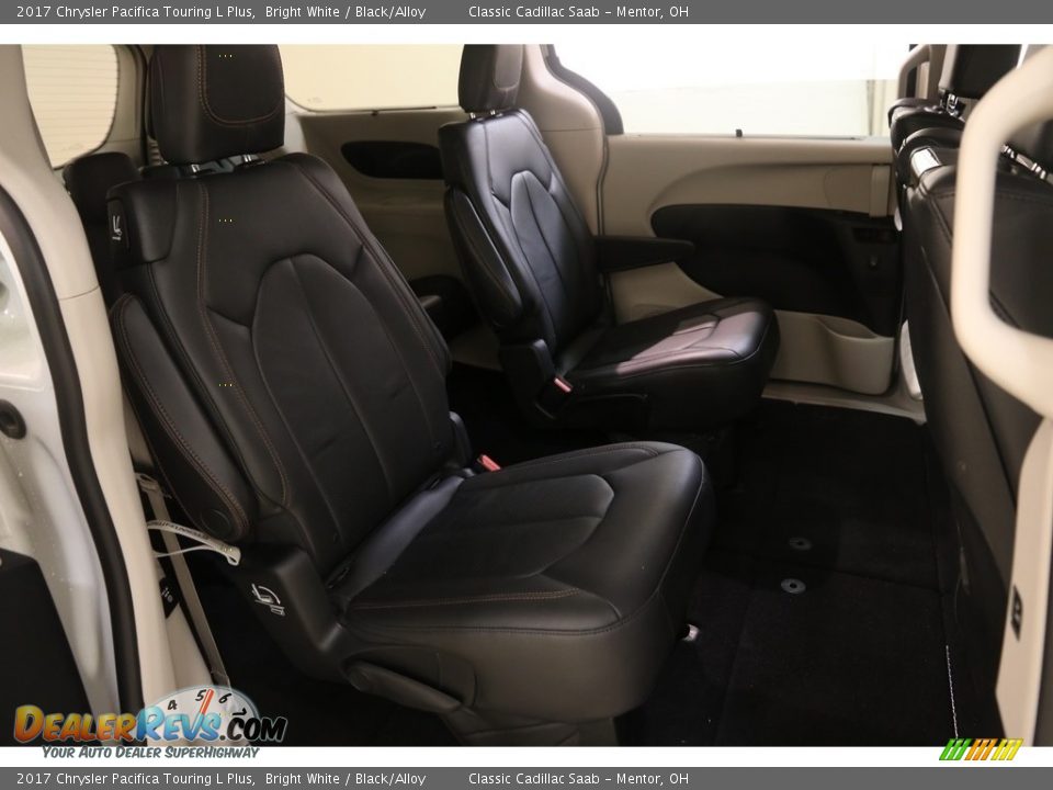 2017 Chrysler Pacifica Touring L Plus Bright White / Black/Alloy Photo #23