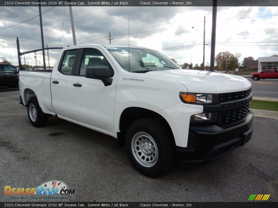 Front 3/4 View of 2020 Chevrolet Silverado 1500 WT Double Cab Photo #3