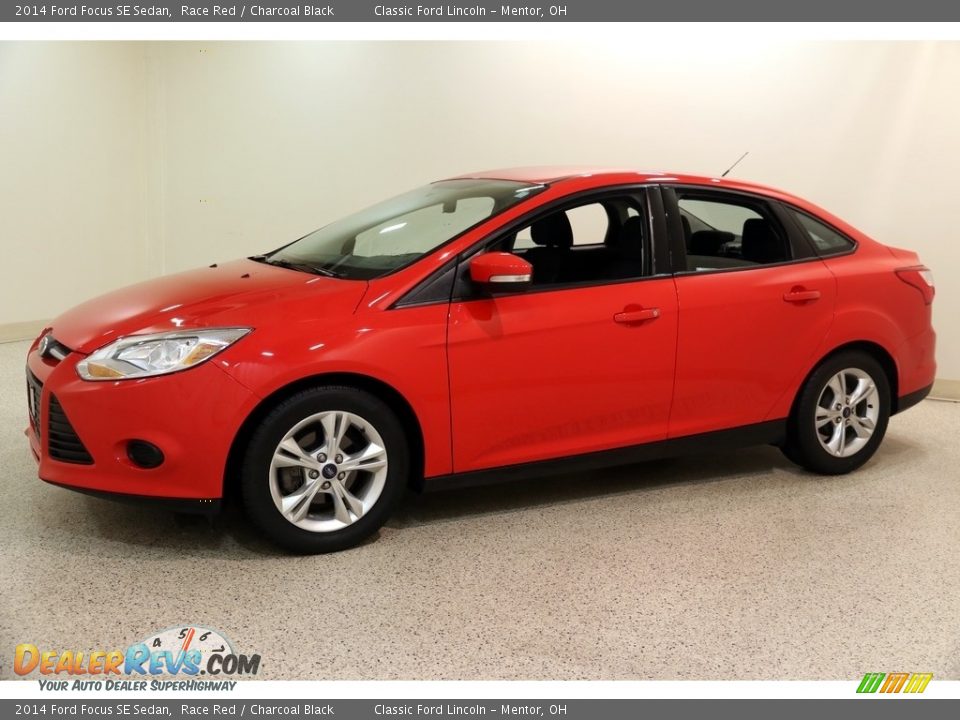 2014 Ford Focus SE Sedan Race Red / Charcoal Black Photo #3