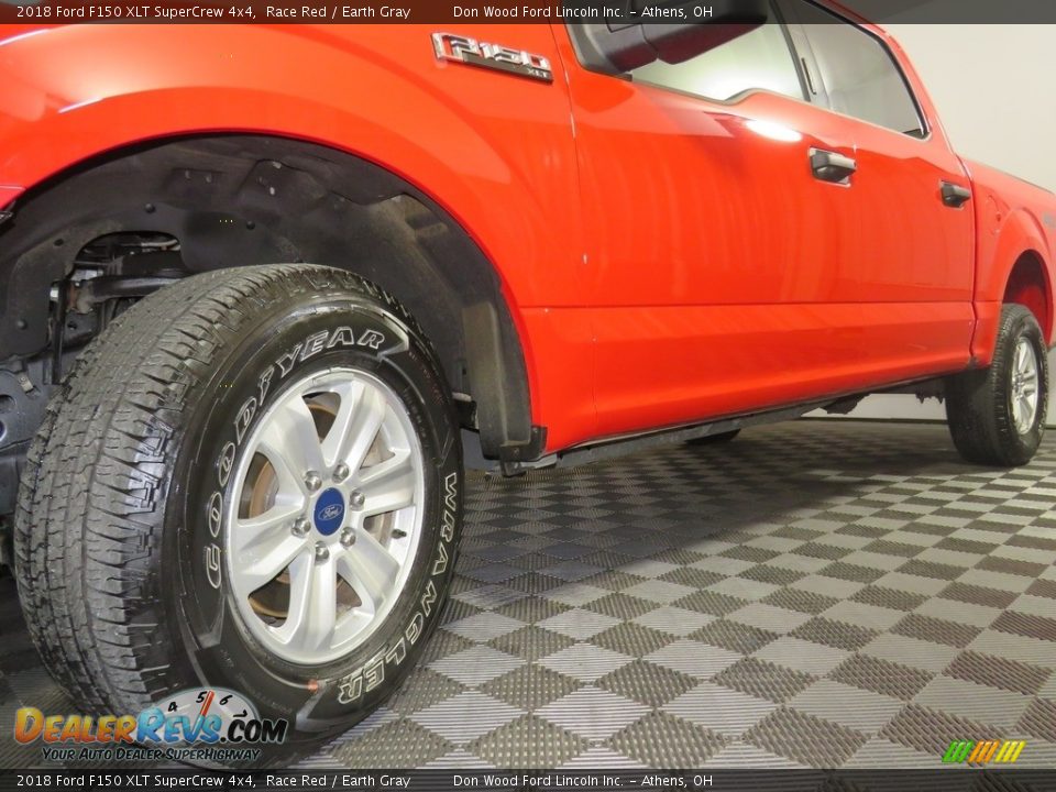 2018 Ford F150 XLT SuperCrew 4x4 Race Red / Earth Gray Photo #8