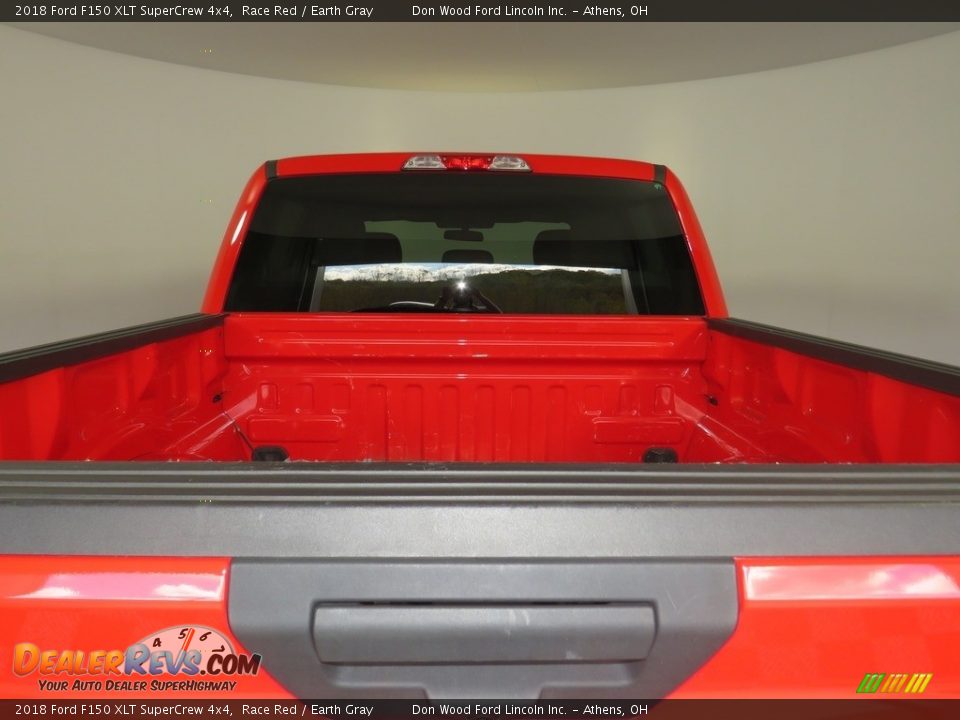 2018 Ford F150 XLT SuperCrew 4x4 Race Red / Earth Gray Photo #12