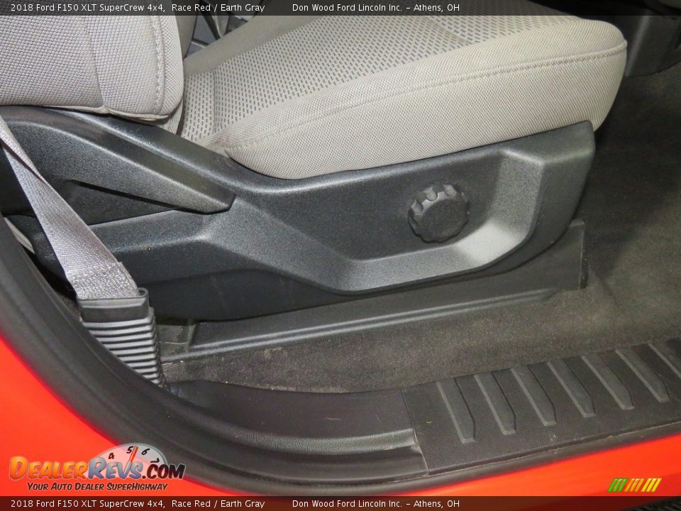 2018 Ford F150 XLT SuperCrew 4x4 Race Red / Earth Gray Photo #24