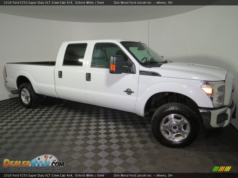 2016 Ford F250 Super Duty XLT Crew Cab 4x4 Oxford White / Steel Photo #2