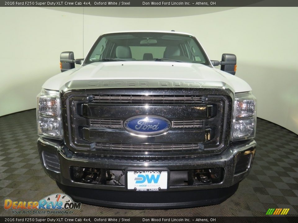 2016 Ford F250 Super Duty XLT Crew Cab 4x4 Oxford White / Steel Photo #4