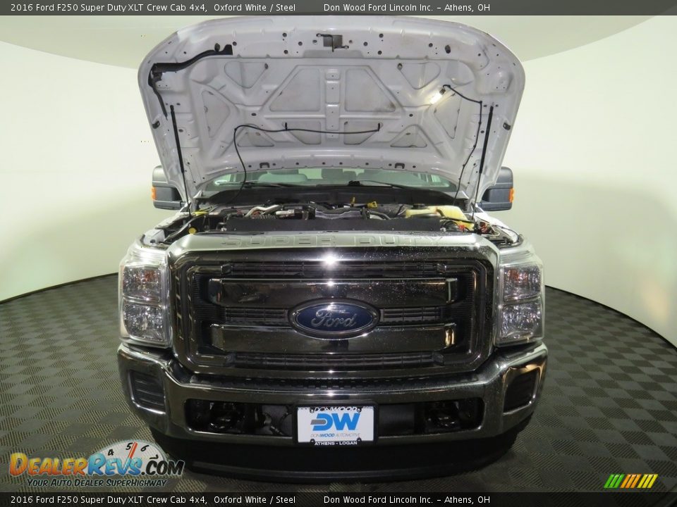 2016 Ford F250 Super Duty XLT Crew Cab 4x4 Oxford White / Steel Photo #5