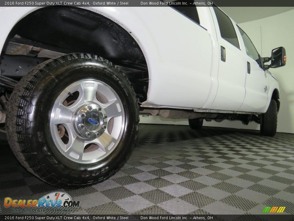 2016 Ford F250 Super Duty XLT Crew Cab 4x4 Oxford White / Steel Photo #14