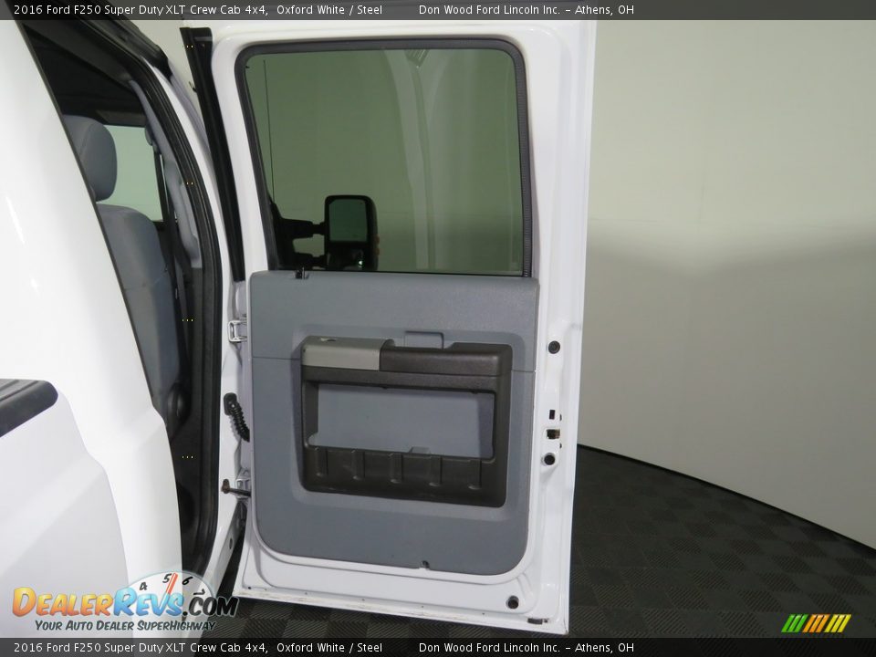 2016 Ford F250 Super Duty XLT Crew Cab 4x4 Oxford White / Steel Photo #21