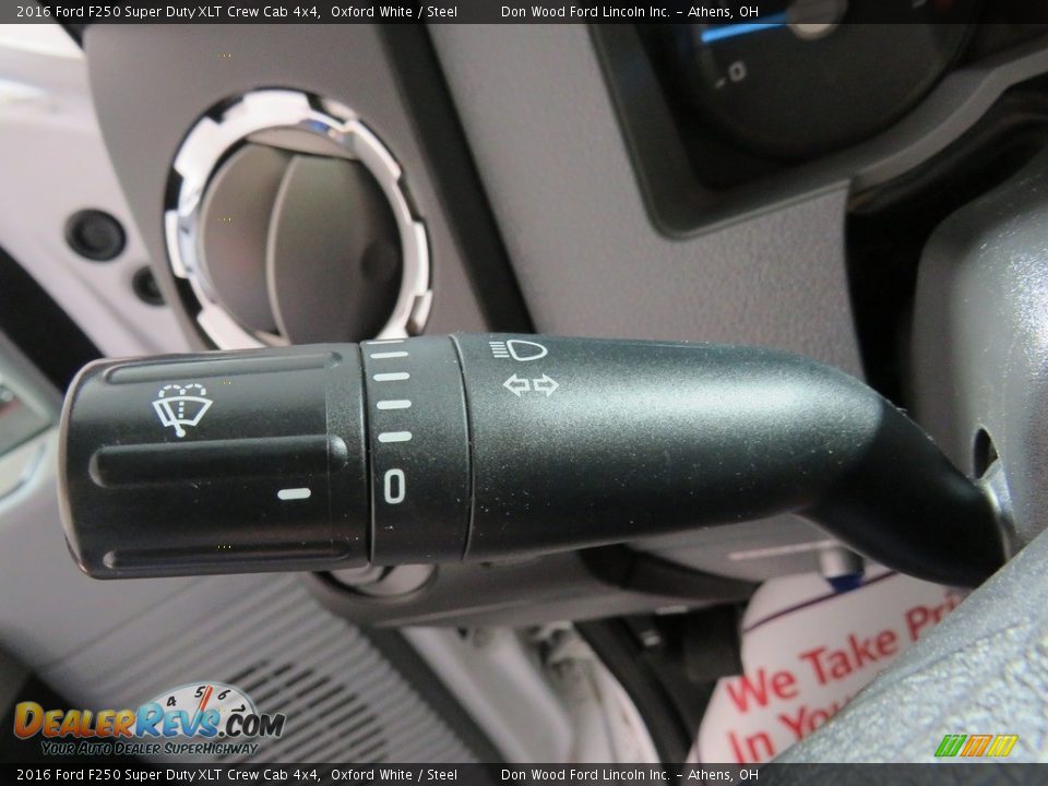 2016 Ford F250 Super Duty XLT Crew Cab 4x4 Oxford White / Steel Photo #28