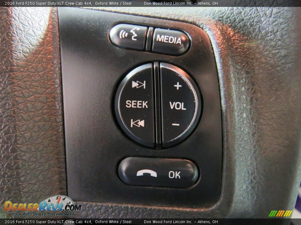 2016 Ford F250 Super Duty XLT Crew Cab 4x4 Oxford White / Steel Photo #31