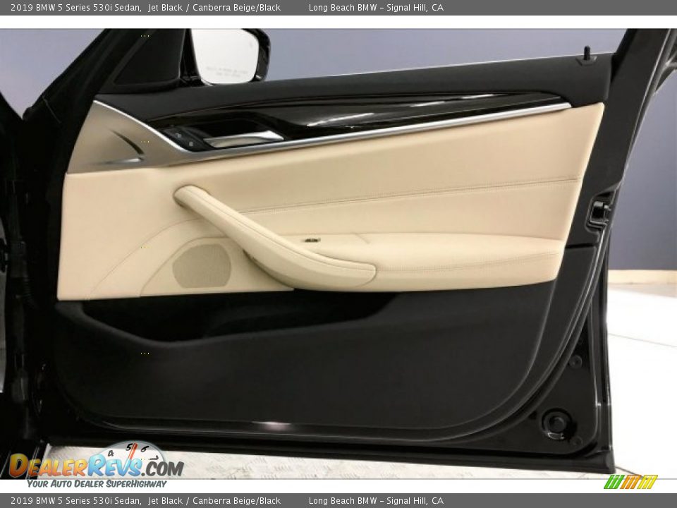 2019 BMW 5 Series 530i Sedan Jet Black / Canberra Beige/Black Photo #26