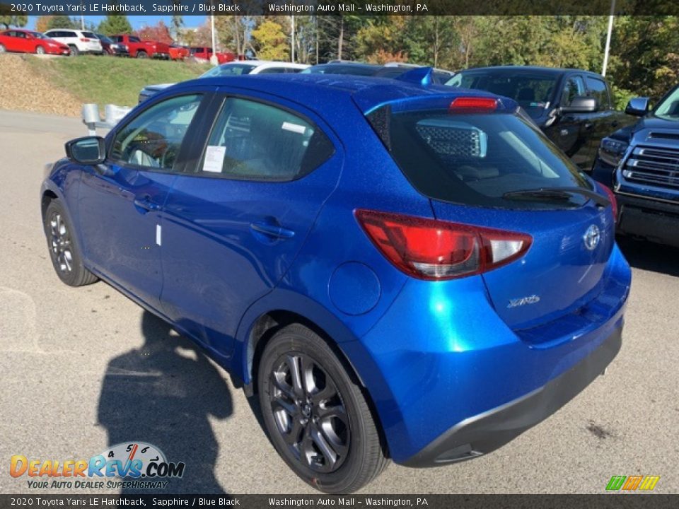 2020 Toyota Yaris LE Hatchback Sapphire / Blue Black Photo #7