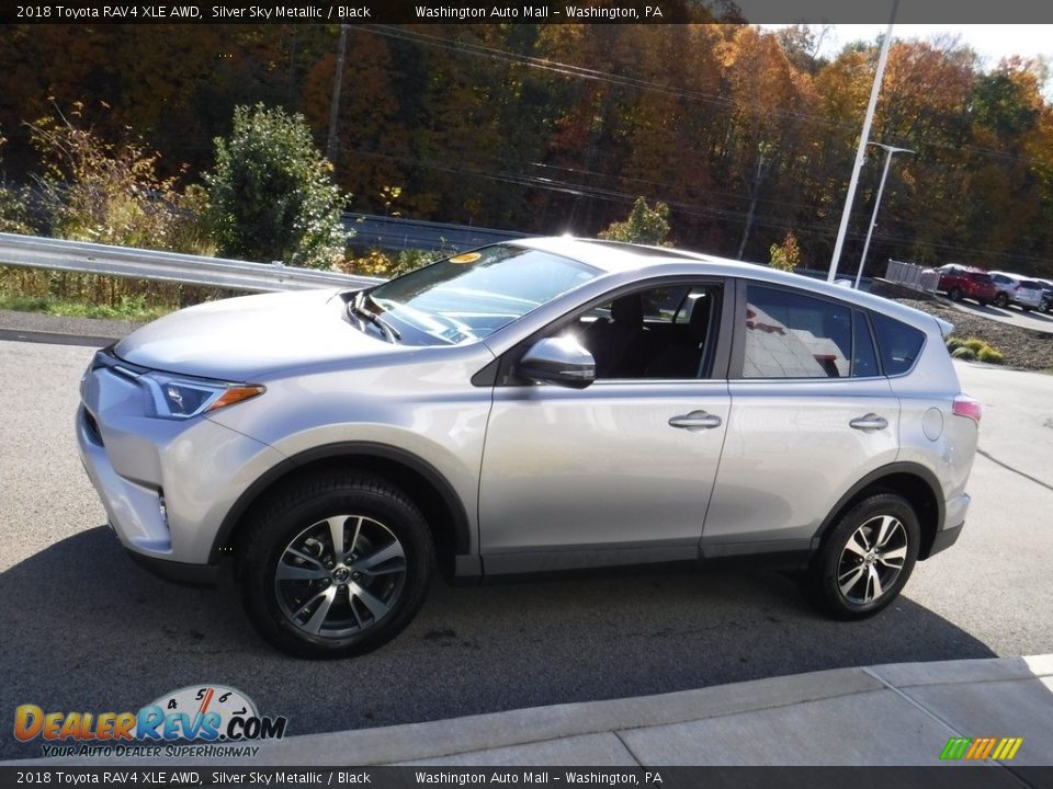 2018 Toyota RAV4 XLE AWD Silver Sky Metallic / Black Photo #7