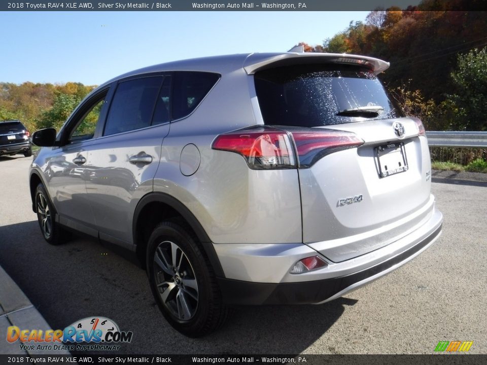 2018 Toyota RAV4 XLE AWD Silver Sky Metallic / Black Photo #8