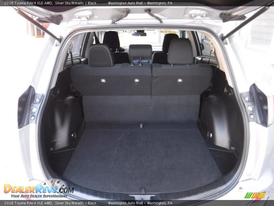 2018 Toyota RAV4 XLE AWD Silver Sky Metallic / Black Photo #25