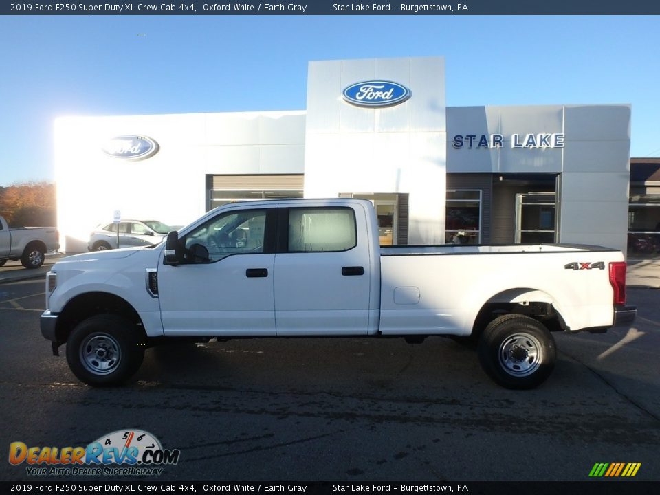 2019 Ford F250 Super Duty XL Crew Cab 4x4 Oxford White / Earth Gray Photo #9