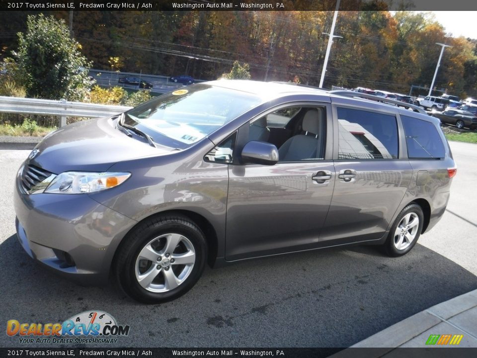 2017 Toyota Sienna LE Predawn Gray Mica / Ash Photo #5