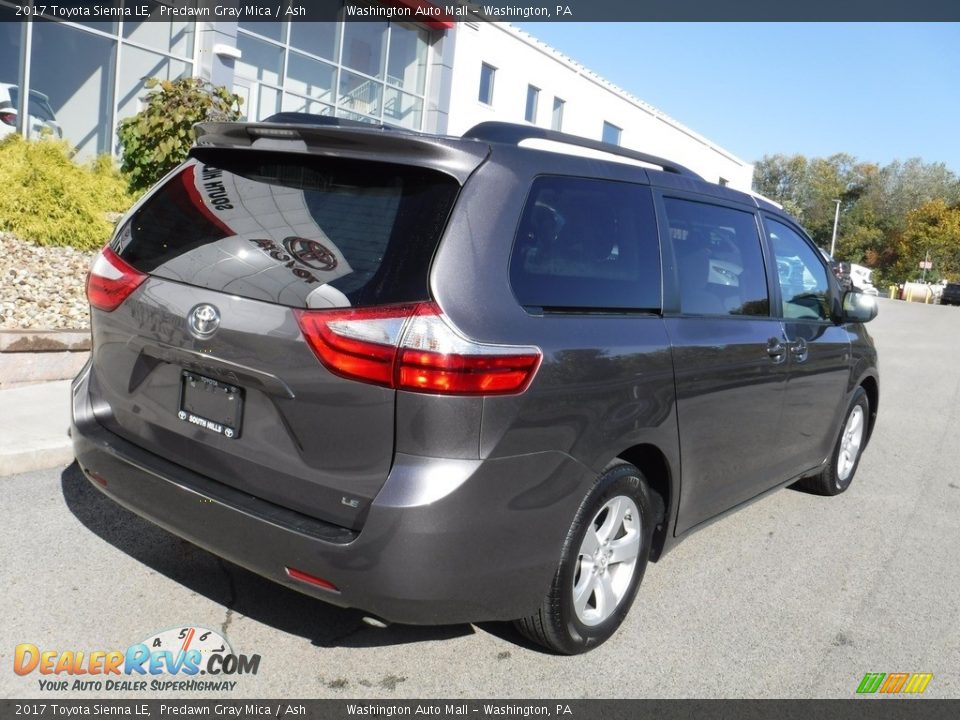 2017 Toyota Sienna LE Predawn Gray Mica / Ash Photo #8