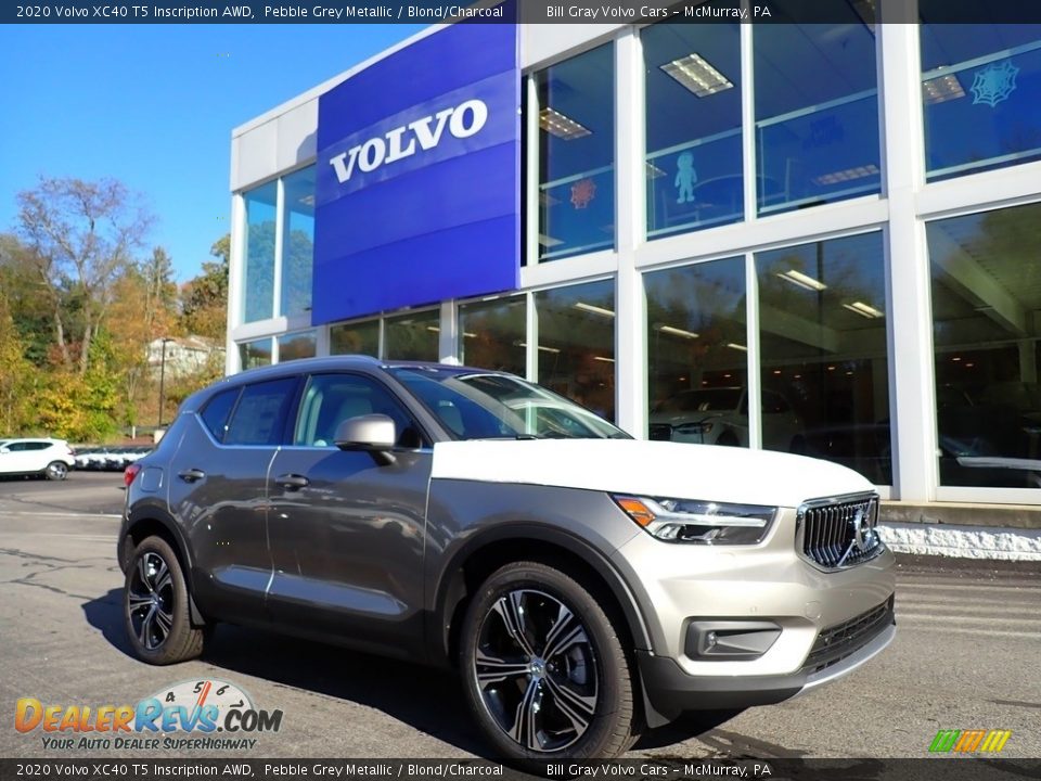 Front 3/4 View of 2020 Volvo XC40 T5 Inscription AWD Photo #1