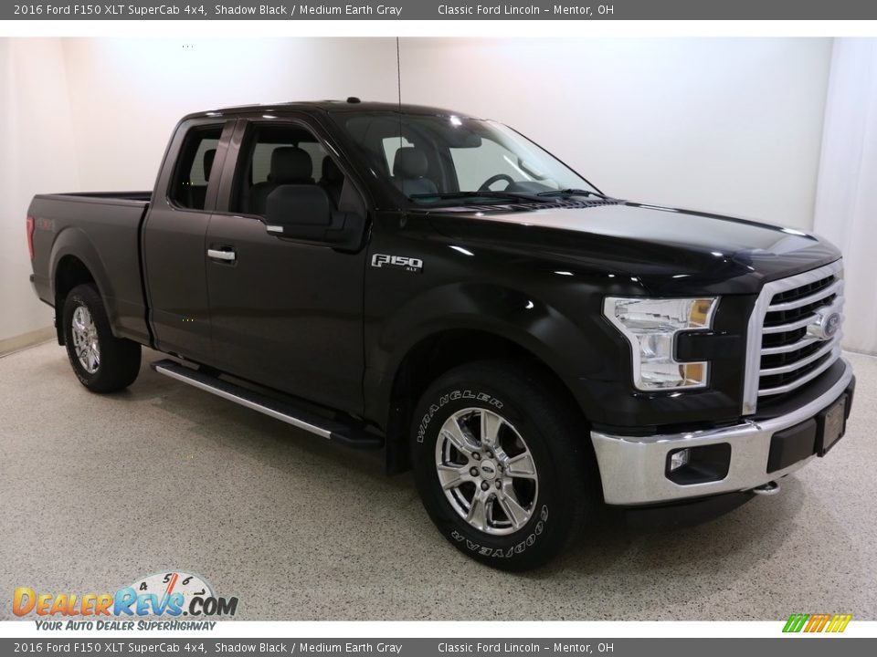 2016 Ford F150 XLT SuperCab 4x4 Shadow Black / Medium Earth Gray Photo #1
