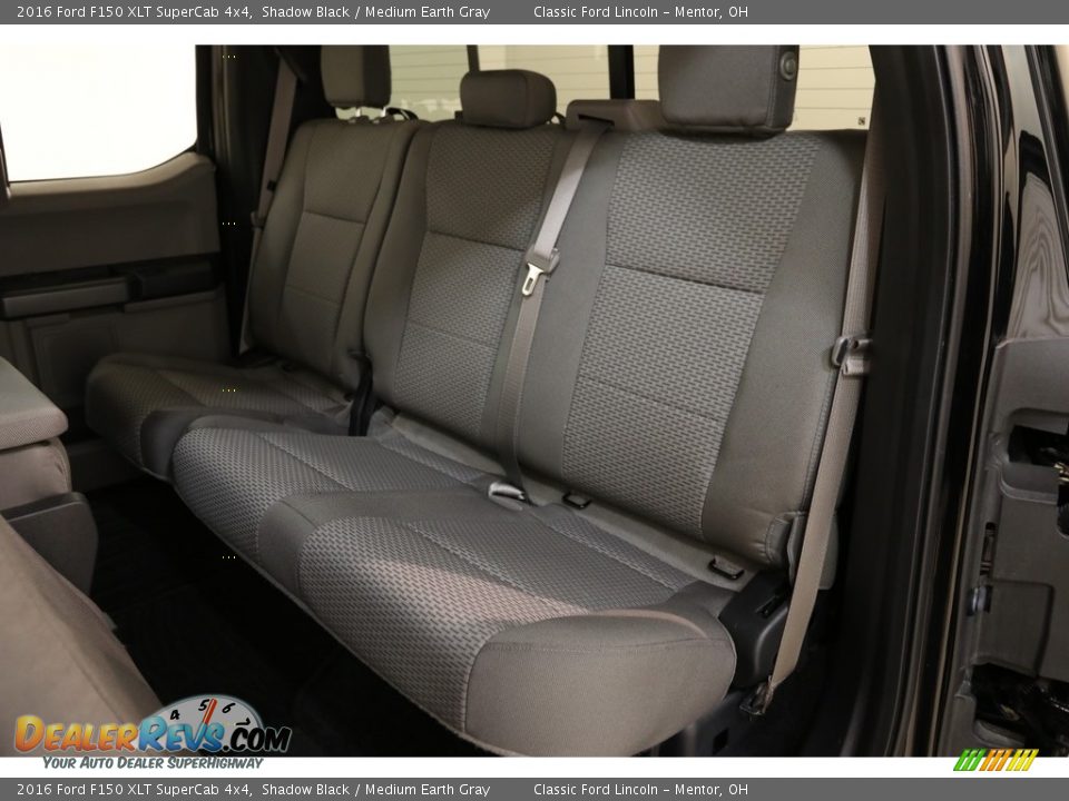2016 Ford F150 XLT SuperCab 4x4 Shadow Black / Medium Earth Gray Photo #18