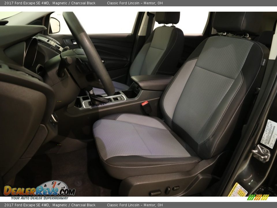 2017 Ford Escape SE 4WD Magnetic / Charcoal Black Photo #6