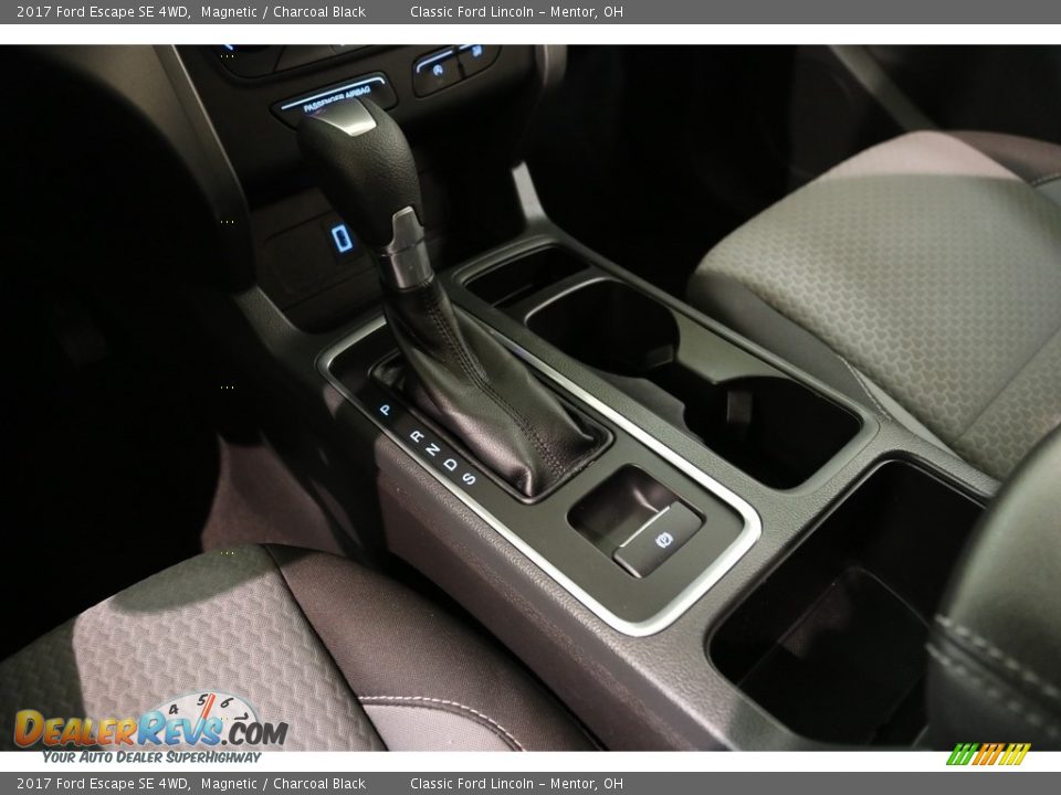2017 Ford Escape SE 4WD Magnetic / Charcoal Black Photo #13