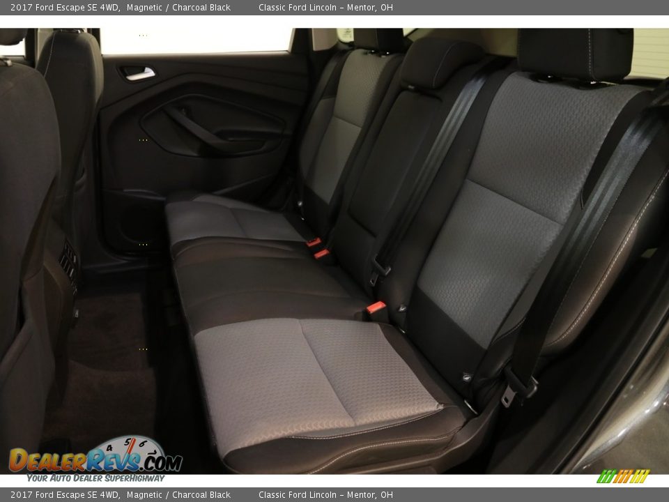 2017 Ford Escape SE 4WD Magnetic / Charcoal Black Photo #16