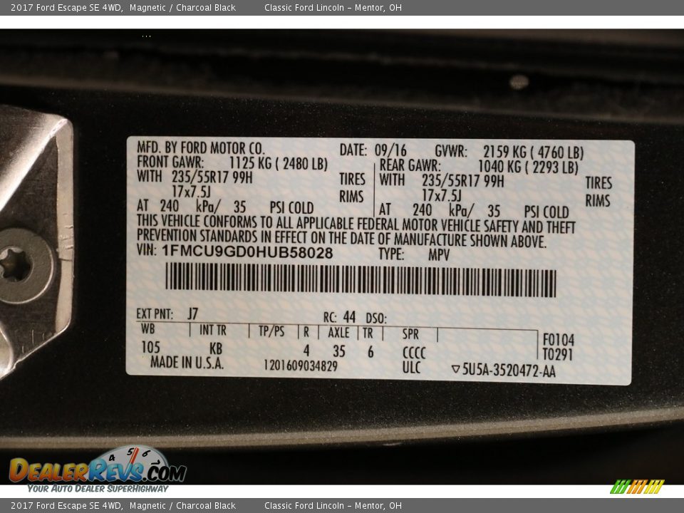 2017 Ford Escape SE 4WD Magnetic / Charcoal Black Photo #19