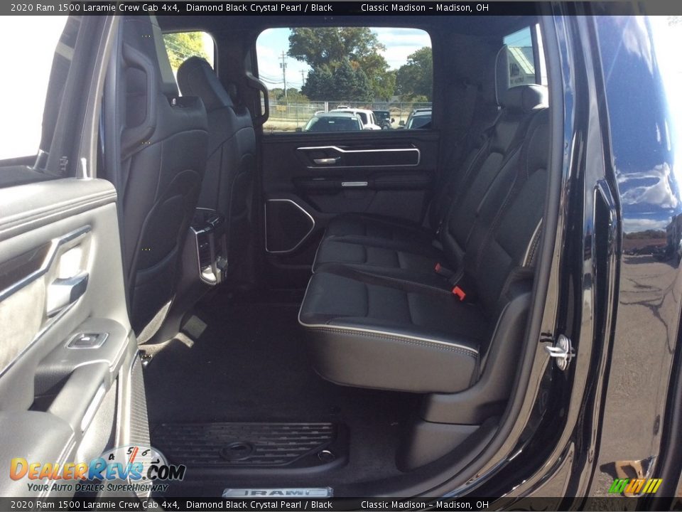2020 Ram 1500 Laramie Crew Cab 4x4 Diamond Black Crystal Pearl / Black Photo #17