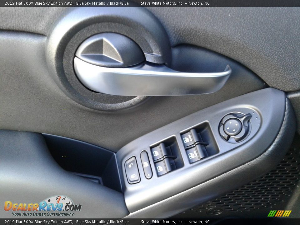 Controls of 2019 Fiat 500X Blue Sky Edition AWD Photo #9