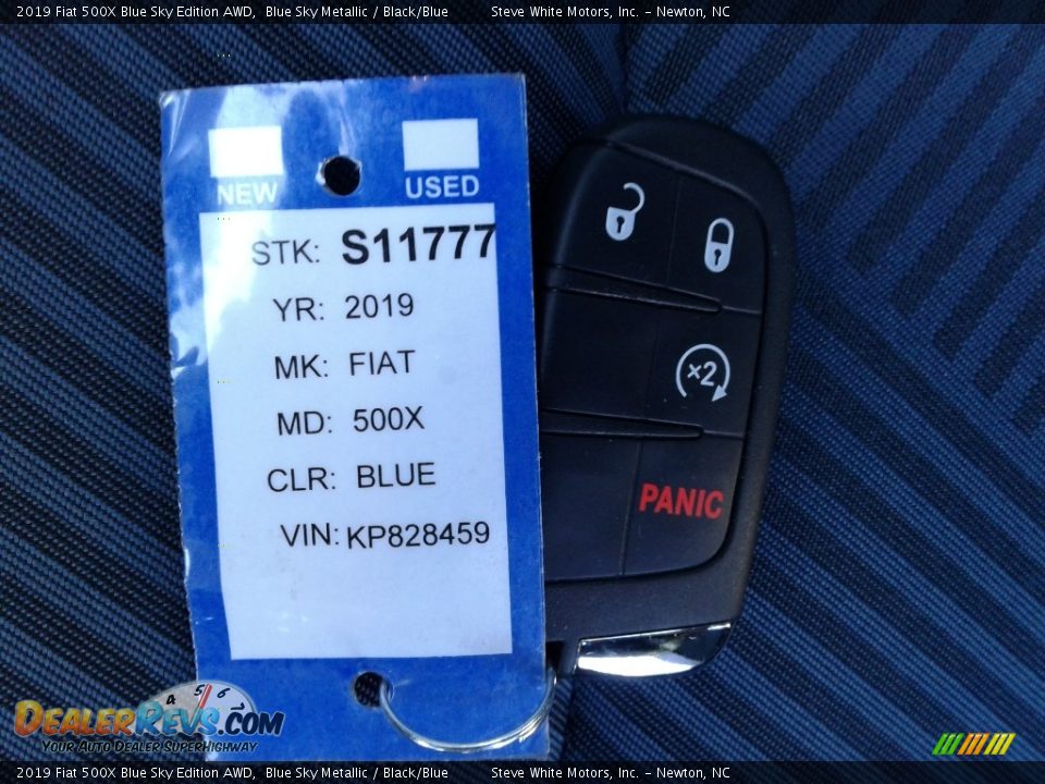 2019 Fiat 500X Blue Sky Edition AWD Blue Sky Metallic / Black/Blue Photo #30