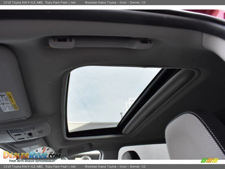 2018 Toyota RAV4 XLE AWD Ruby Flare Pearl / Ash Photo #10