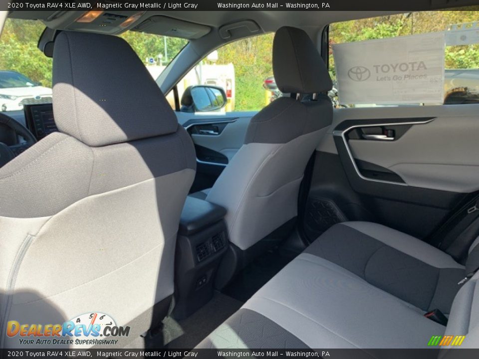 2020 Toyota RAV4 XLE AWD Magnetic Gray Metallic / Light Gray Photo #7