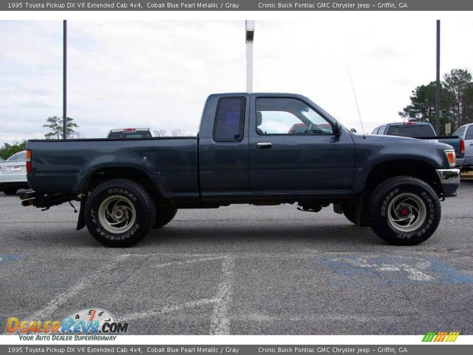 1995 Toyota Pickup DX V6 Extended Cab 4x4 Cobalt Blue Pearl Metallic / Gray Photo #5