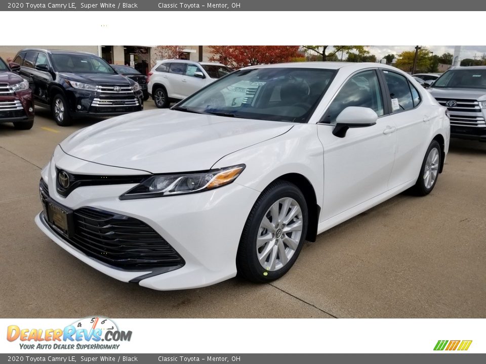 2020 Toyota Camry LE Super White / Black Photo #1