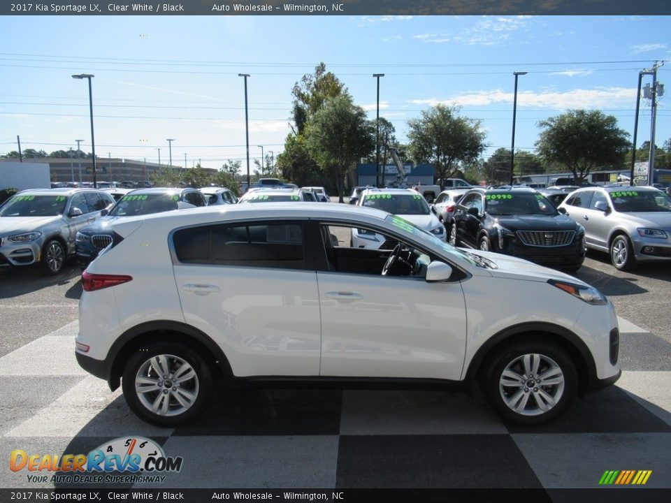 2017 Kia Sportage LX Clear White / Black Photo #3