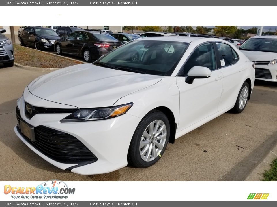 2020 Toyota Camry LE Super White / Black Photo #1