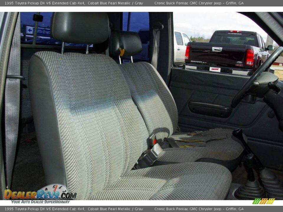 1995 Toyota Pickup DX V6 Extended Cab 4x4 Cobalt Blue Pearl Metallic / Gray Photo #11