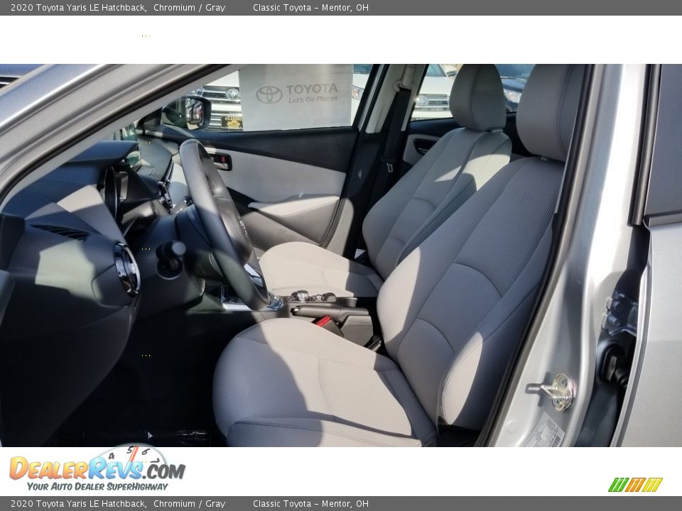 Gray Interior - 2020 Toyota Yaris LE Hatchback Photo #2
