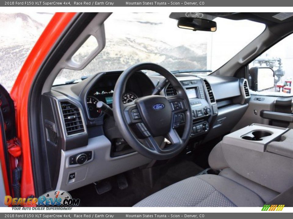 2018 Ford F150 XLT SuperCrew 4x4 Race Red / Earth Gray Photo #10